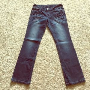 Delia’s Reese bootcut jeans